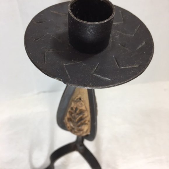 VTG Wrought Iron Carved Seed Pod Candleholder Hand Forged Black Metal Gothic - Picture 7 of 9